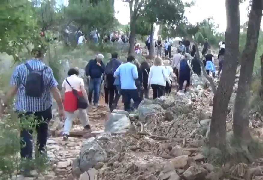 Cómo Llegar al Monte Podbrdo