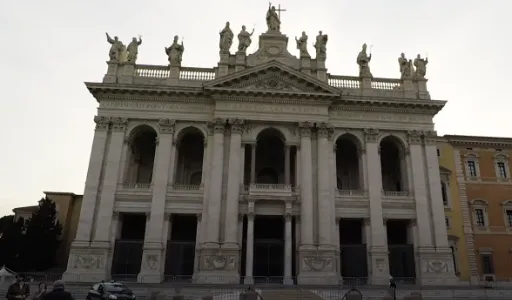 Basílica de San Juan de Letrán - siete iglesias peregrinas