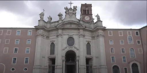 Basílica de la Santa Cruz en Jerusalén - basílicas más importantes de Roma