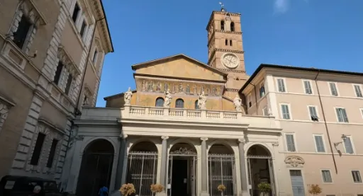 Iglesia de Santa María en Trastevere - iglesia más antigua en roma