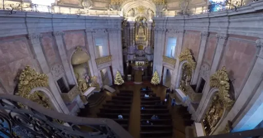 Iglesia de los Clérigos interior