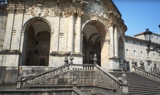 escaleras imperiales basilica san ignacio de loyola