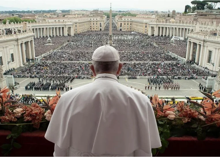 papa-francisco-multitudjpg papa-francisco-multitudjpg